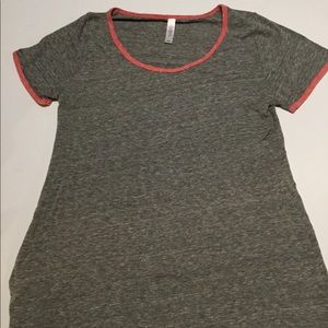 Lularoe classic grey T-shirt